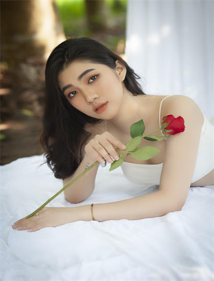 学生罚站倒地去世家属:老师太冷漠_女人让你舔她的私处说明什么_双轨免费观看完整版高清